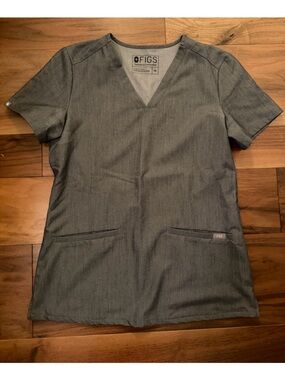 Figs Casma V-Neck Scrub Top - XS - Graphite
